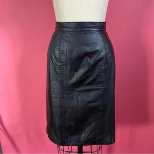 Vintage 80s/90s Goth Witchy 100% Leather Cedars Black Mini Pencil Skirt Size 4